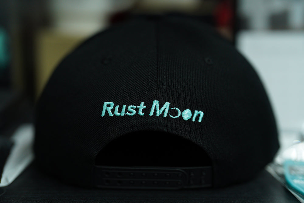 Cap "Rust Moon"